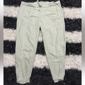 Adidas Made to be Remade Women’s Running Pants, Linen Green, Sz Lg, NWT